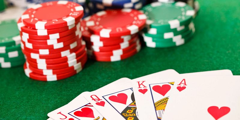 Bài Poker là thể loại game nổi tiếng nhất hiện nay 